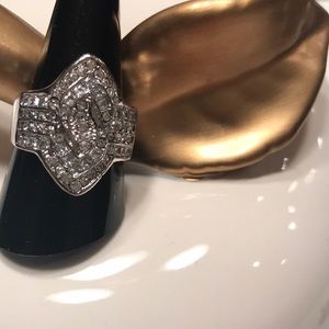 Sterling silver ring in size 8.5